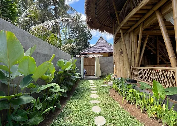 Pitu, A Punggul Village Escape Sangeh