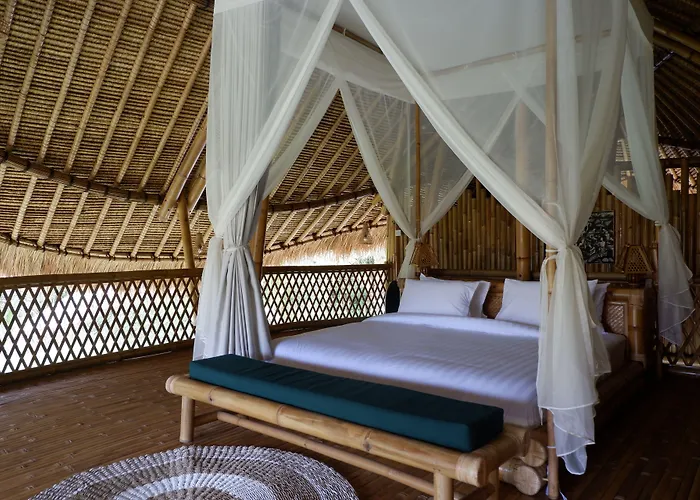 Pitu, A Punggul Village Escape Hotel