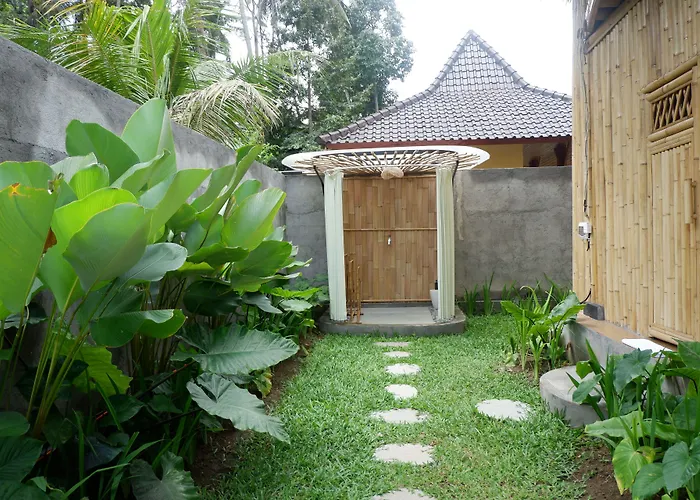 Pitu, A Punggul Village Escape 3*